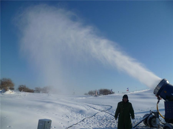 造雪機(jī)發(fā)展過程